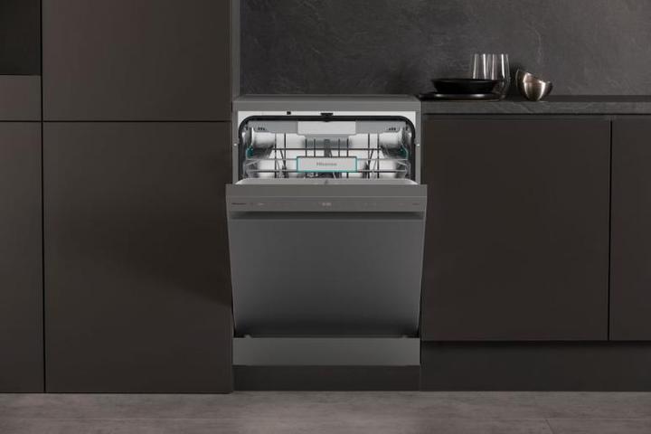 Actual product image Hisense HS673A90X