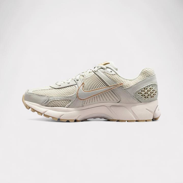 Image du produit Nike Zoom Vomero 5 (41)