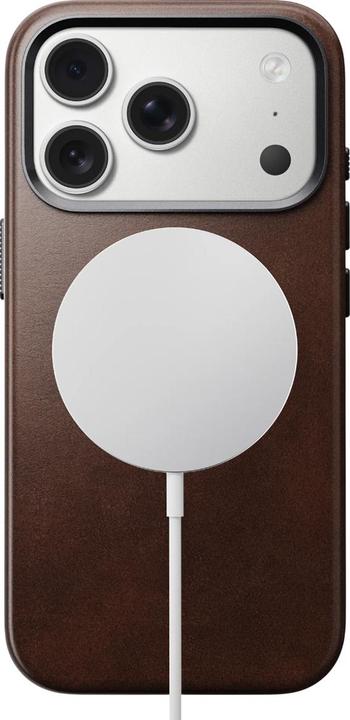 Actual product image Nomad Traditionelle Lederhülle - Lederhülle für iPhone Pro, Horween-Leder (Apple iPhone 17 Pro)