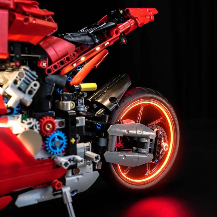 Produktbild BrickBling LED Licht Set für LEGO Ducati Panigale V4 S Motorrad (42202) inkl. Fernbedienung