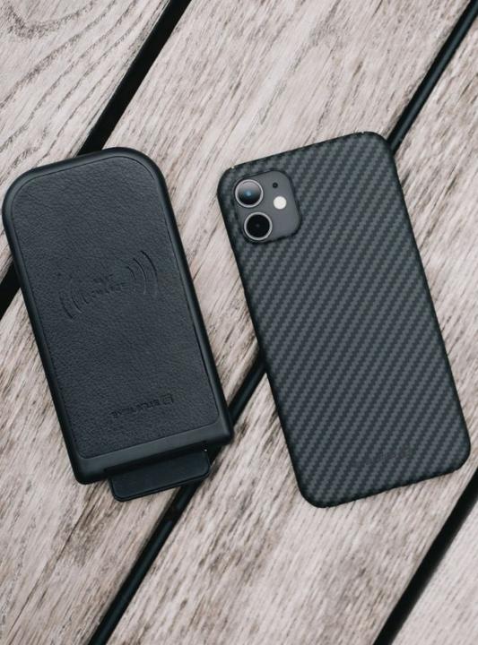 Produktbild Evelatus Apple iPhone 11 Pro Max Premium Carbon Case ECCI11 Juodas (Apple iPhone 11 Pro Max)
