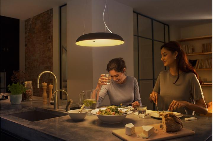 Actual product image Philips Hue Amaze Basis BT (3000 lm)