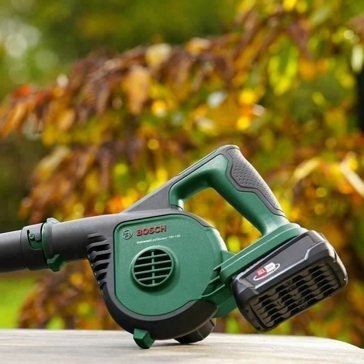 Produktbild Bosch Home & Garden Universal (Akkubetrieb, Laubbläser)