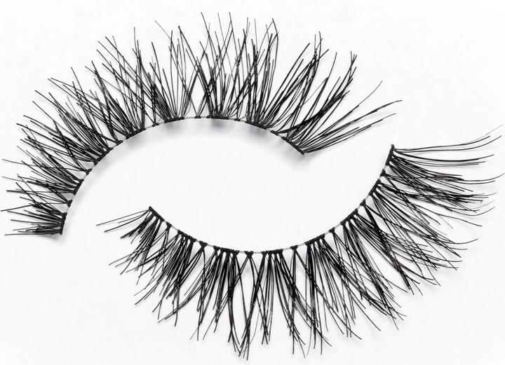 Actual product image Eylure FLUTTERY light #117 (Artificial eyelashes)