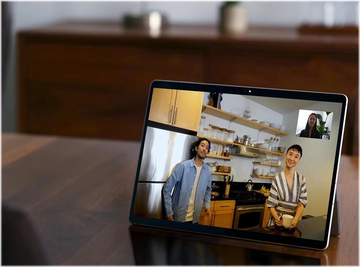 Actual product image Microsoft Surface Pro 9 for business (13", Microsoft SQ3, 16 GB, 256 GB, Without keyboard layout)
