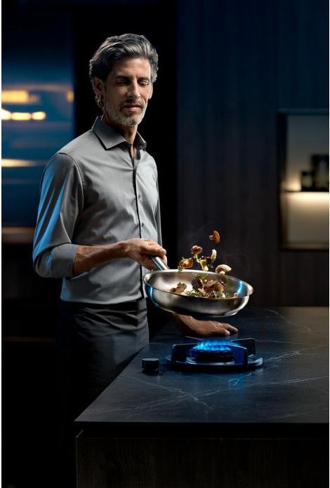 Produktbild WMF Ultimate 07.9568.6030 (28 cm, Bratpfanne, Edelstahl)