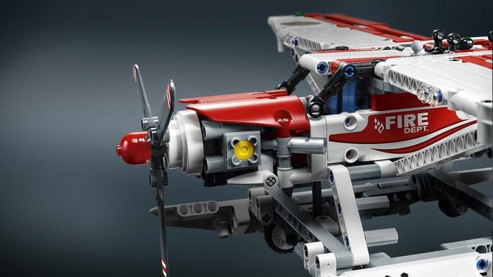 Image du produit LEGO Technic L'avion des pompiers (42040, LEGO Technic)