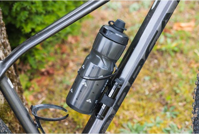 Image du produit Zefal Sense Soft 80 Bouteille No-Mud - Noir Fumé (0.80 l)