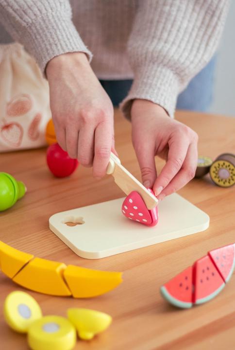 Actual product image UMU Wooden Cutting Fruit