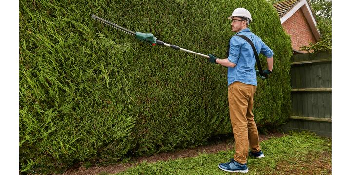 Produktbild Bosch Home & Garden UniversalHedgePole 18 (Akkubetrieb)