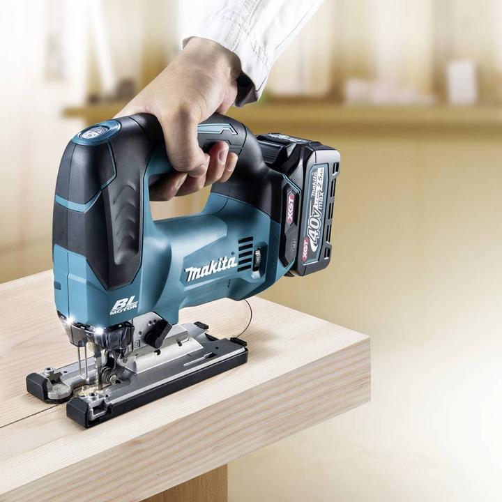 Productafbeelding Makita Mecirkelzaag 40V MAX XGT