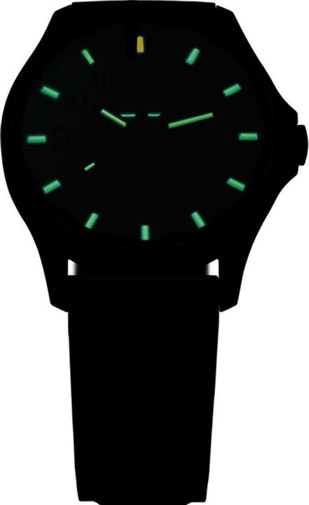 Actual product image Traser P67 Officer Pro (Analogue wristwatch, 42 mm)
