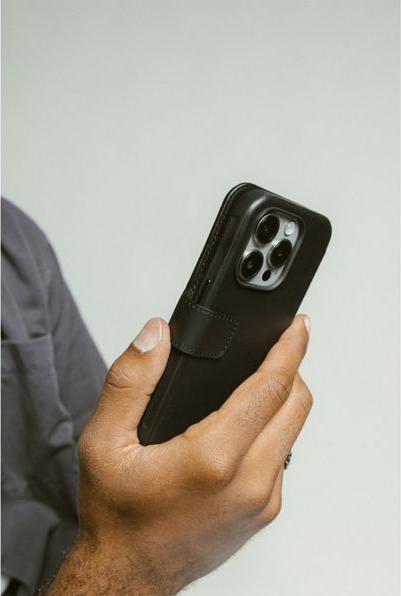 Produktbild Nomad Modern Leather Folio (Apple iPhone 16 Pro Max)