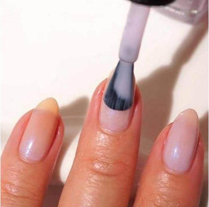 Produktbild BlockX kur Illuminating Nail Concealer Lavender (Violett, Farblack)