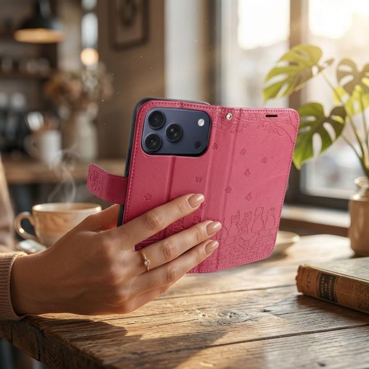 Produktbild OEM Back panel cover MEZZO Book case for IPHONE 17 PRO MAX cats red (Apple iPhone 17 Pro Max)