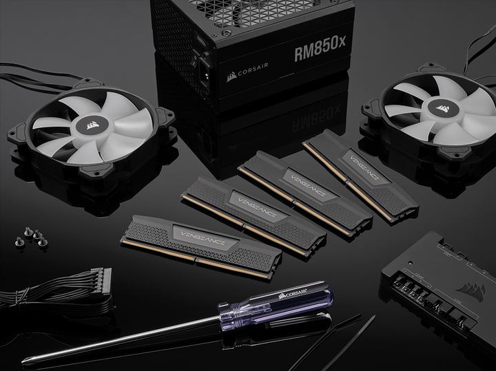 Productafbeelding Corsair Wraak (2 x 32GB, 5200 MHz, DDR5 RAM, DIMM 288 pin)