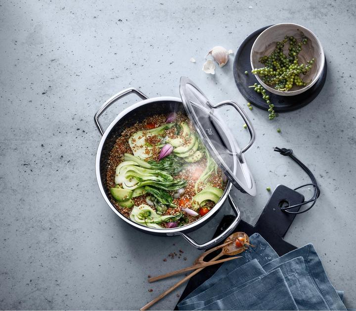 Image du produit WMF Marmite à viande FUSIONTEC noir (24 cm, Casserole, Technologie de fusion)