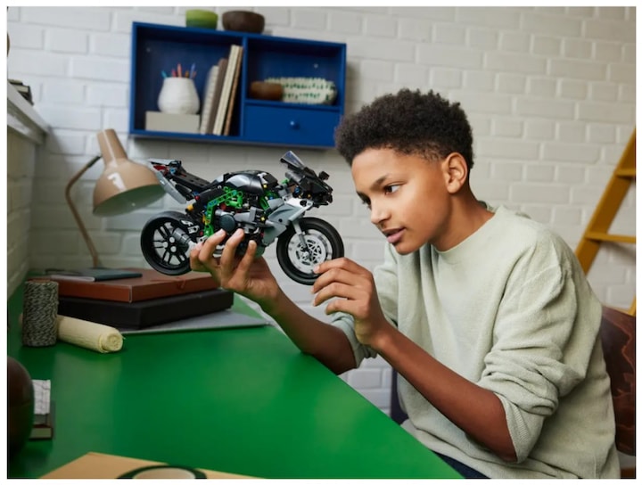 Image du produit LEGO Kawasaki Ninja H2R Motorrad (42170, LEGO Technic)