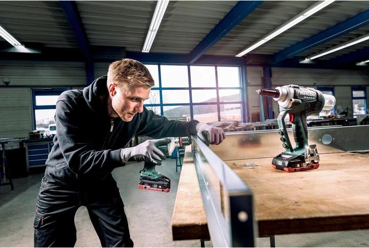 Produktbild Metabo Akku-Blindnietpistole NP 18 LTX BL 5.0 (619002890) Karton