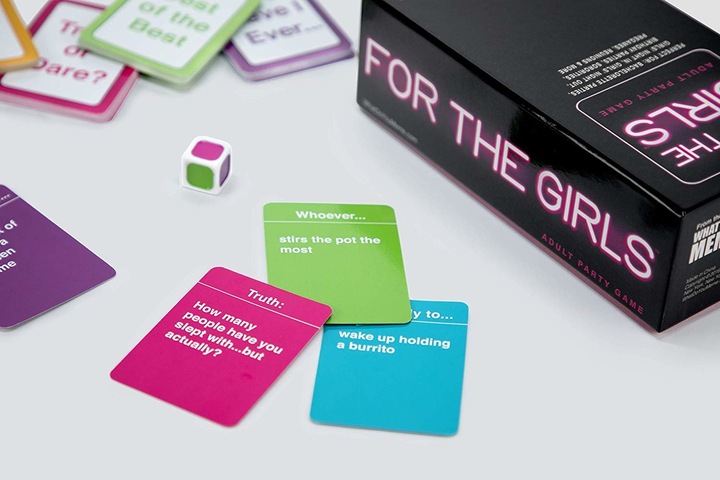 Actual product image What Do You Meme? For the Girls US.030142 (English)