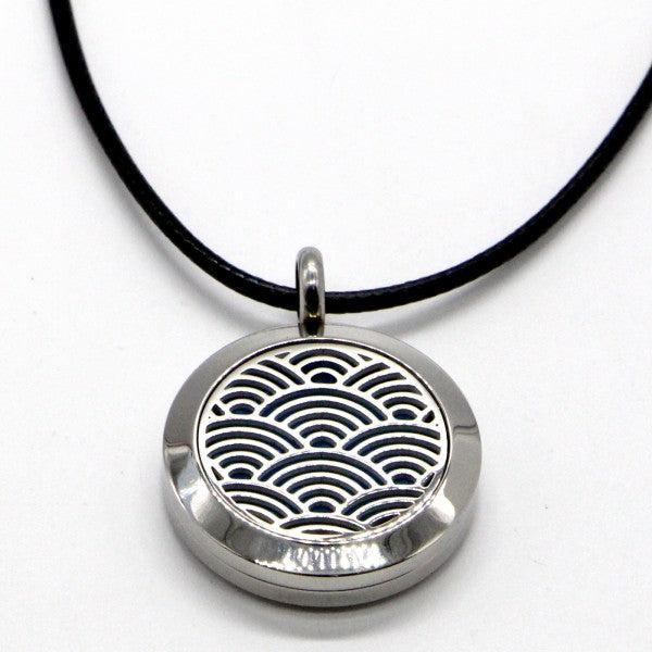 Zen Arôme Duft-Schmuck Halskette mit Anhänger No.53 für Ätherisches Öl, Parfum (Edelstahl, Leder)