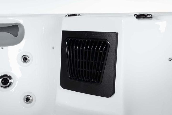 Produktbild Home Deluxe Outdoor Whirlpool RUBY, 19 Massagedüsen, Beleuchtung, Treppe und Thermoabdeckung, 4 Personen (4 Pers.)