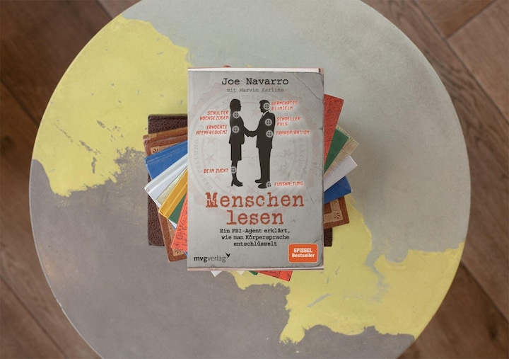 Immagine prodotto Menschen lesen (Tedesco, Joe Navarro., 2010)