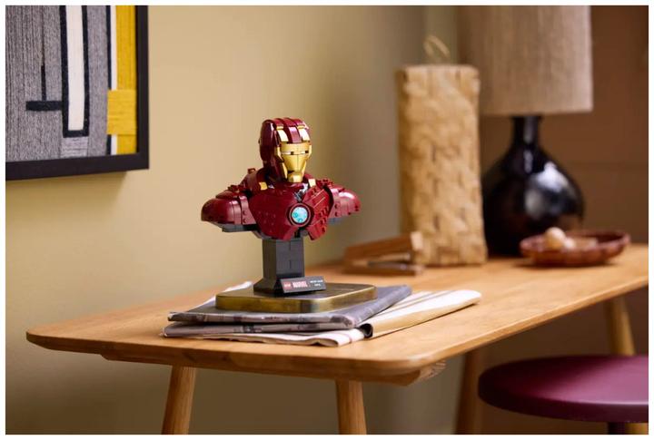 Actual product image LEGO Iron Man MK4 (76327, LEGO Marvel)