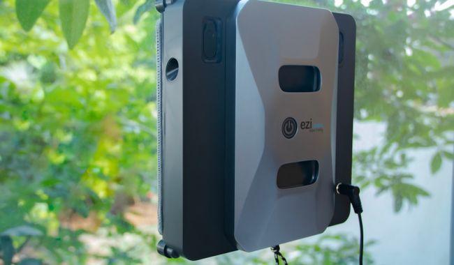 Actual product image Eziclean Windobot S6 Ultra