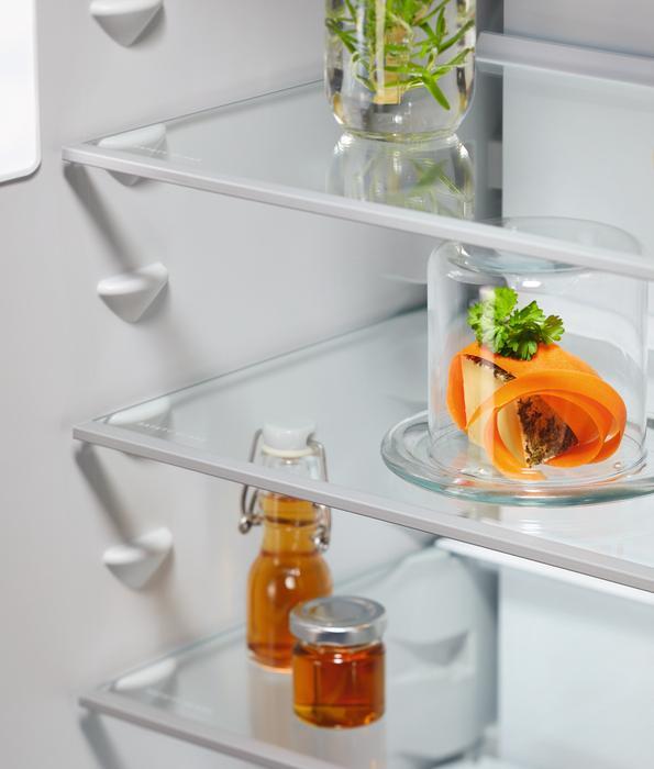 Actual product image Electrolux ERZ9MD18C Integrated fridge, white