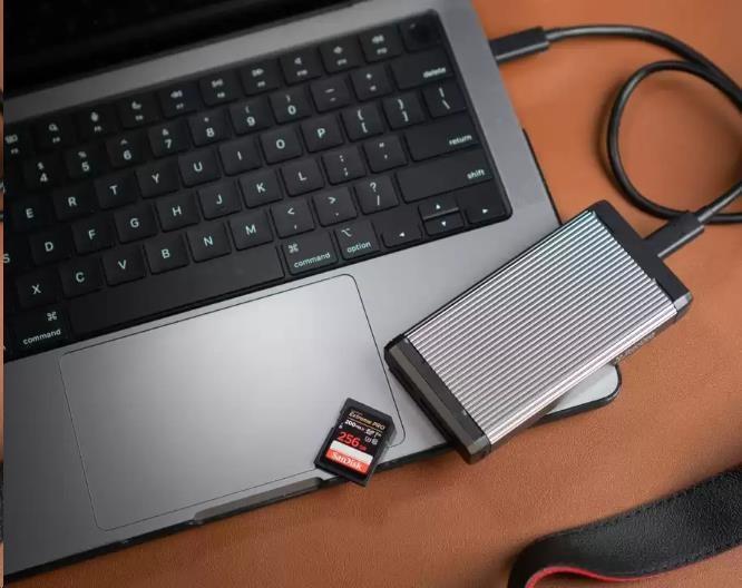 Actual product image SANDISK Extreme PRO UHS-I V30 (1000 GB, microSDXC, U3, UHS-I)