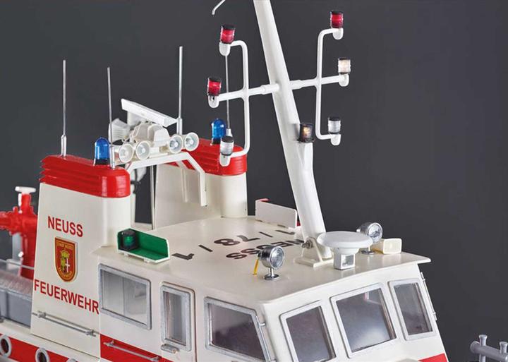 Actual product image Romarin Fireboat FLB-1 Construction Kit 1:25