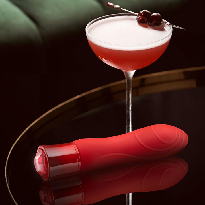 Produktbild Blush Oh My Gem - Desire - 5.5" Puria Silicone G Spot Vibrator - 5 Speeds & 5 Unique Vibrating Modes