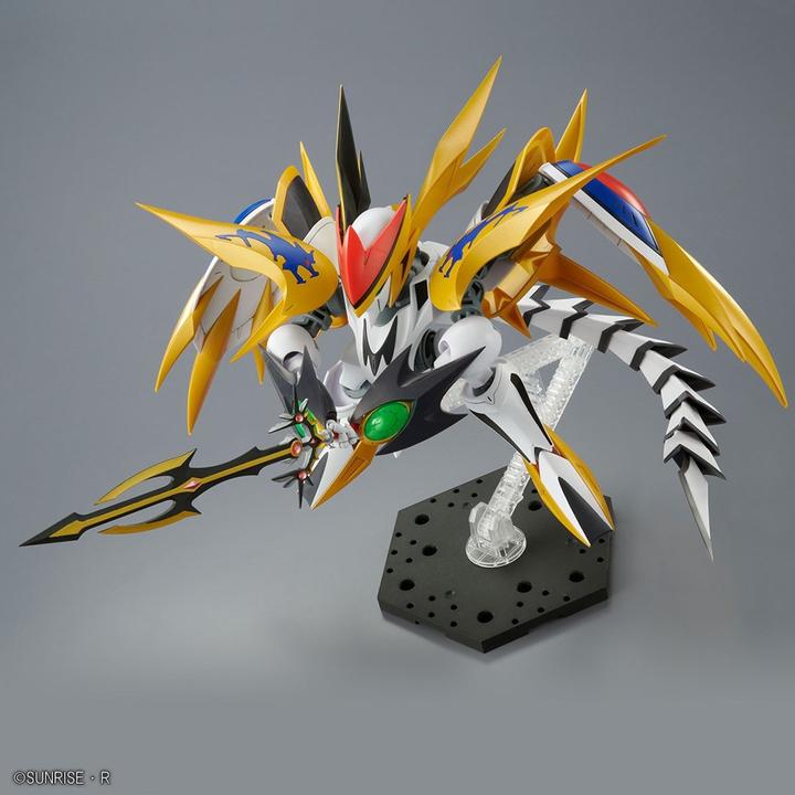 Actual product image Bandai 1/144 HG AILE STRIKE GUNDAM