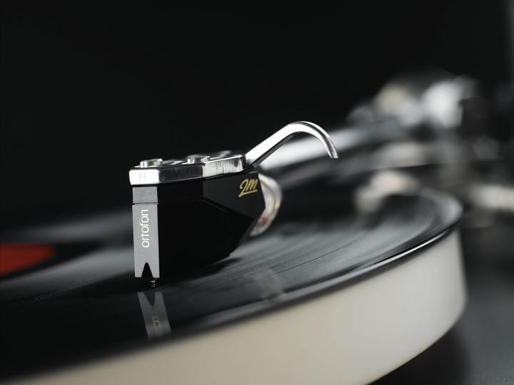 Immagine prodotto Ortofon 2M Black (Ritiri)