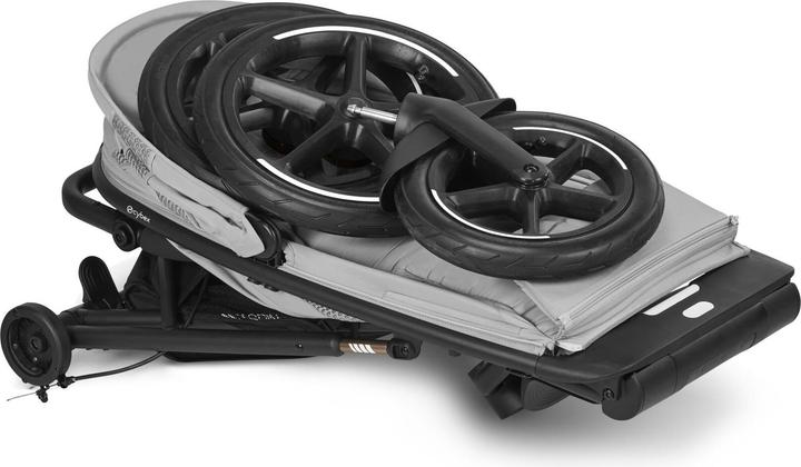 Actual product image Cybex Avi Spin (0 Months - 4 years)