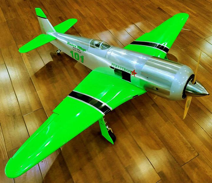 Produktbild Seagull Models SG-Models ) YAK 11 71" 1,8m CHROM 35cc AIRRACE "Perestroika" MIT Ein (Warbird)