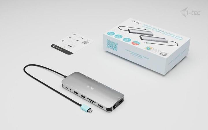 Actual product image i-tec USB-C Nano 3x LCD Dock (USB-C, 9 Ports)