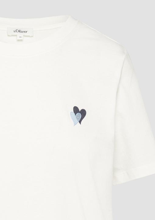Produktbild S.Oliver T-Shirt T-Shirt im Relaxed Fit mit Herz-Stickerei (42)