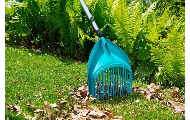 Actual product image Gardena Combisystem bucket rakes