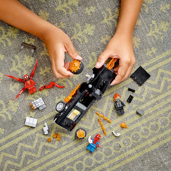 Actual product image LEGO Spider-Man and Ghost Rider vs. Carnage (76173, LEGO Marvel)