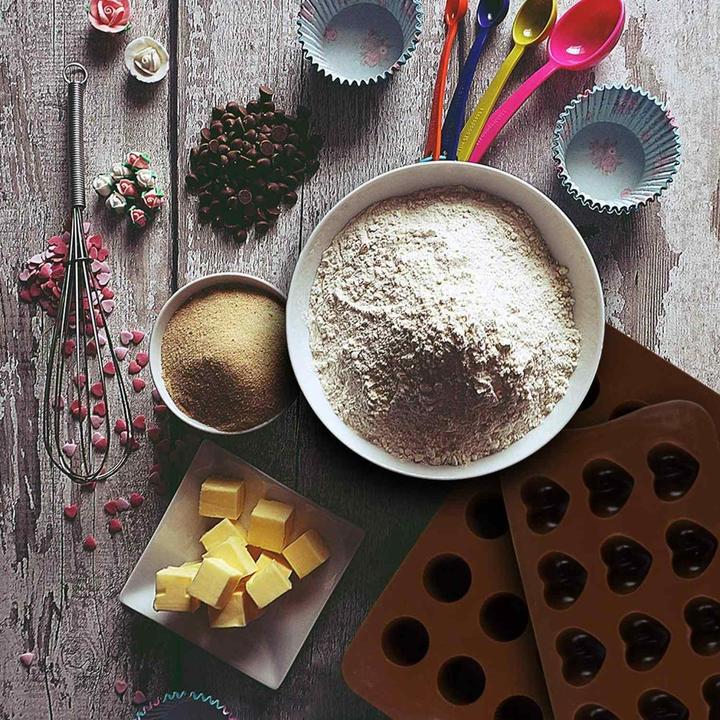 Produktbild Intirilife 10-teiliges Set mit Silikon Backformen