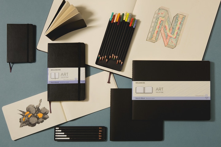 Actual product image Moleskine Art Plus (A4, Plain, Hardcover)