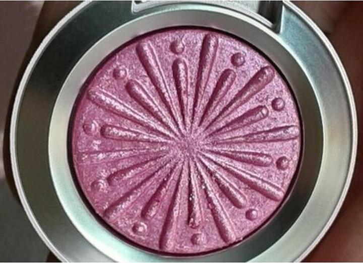 Actual product image MAC Cosmetics Firework eye shadow