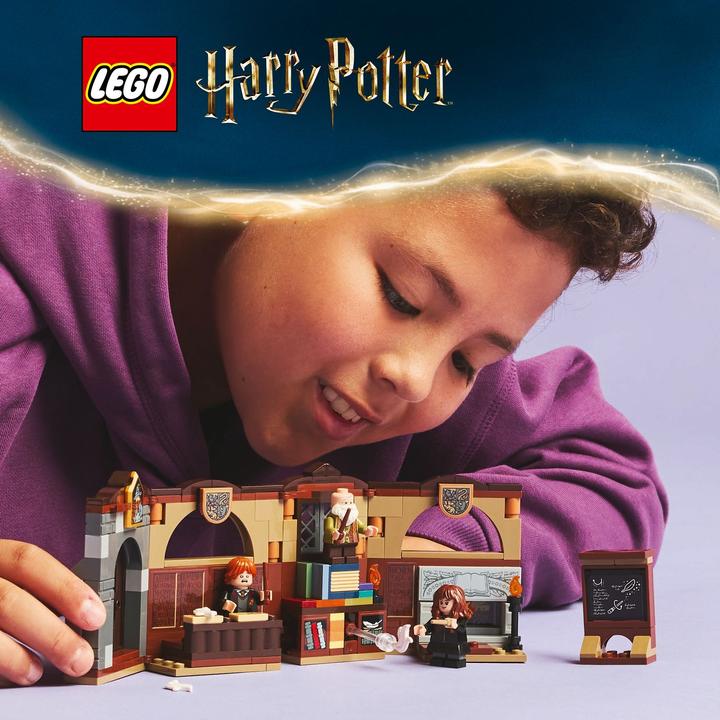 Produktbild LEGO Schloss Hogwarts: Zauberkunstunterricht (76442, LEGO Harry Potter)