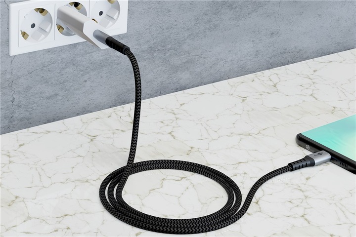 Actual product image Goobay USB-C cable, textile, metal plug, extra robust (0.50 m, USB 2.0)