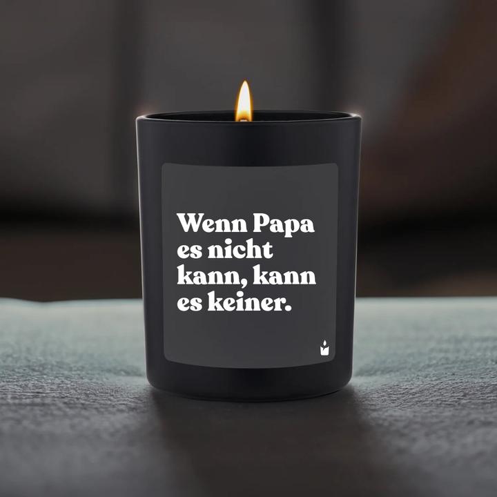 Produktbild Chatty Candles Duftkerze Woody Wenn Papa es nicht kann, kann es keiner.