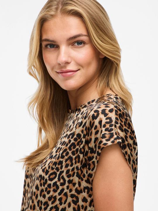Actual product image Vila Round neck top with short sleeves (36)