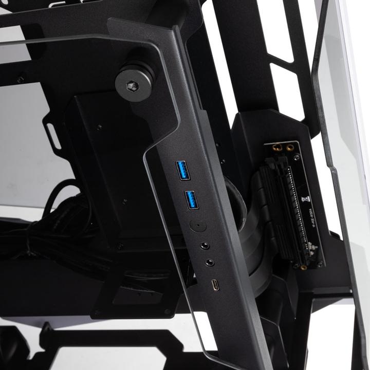 Actual product image Antec Striker Phantom Gaming Edition (Mini-ITX)