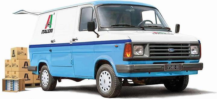 Produktbild Italeri 1:24 Ford Transit ""